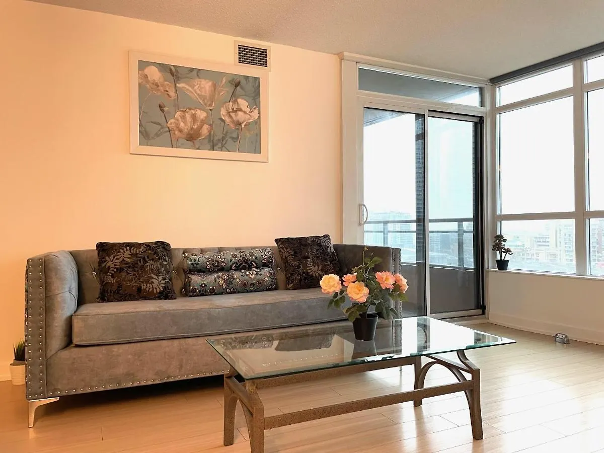 Apartment Three-Bedroom Condo With Free Parking Nearby Cn Tower With Lake View Toronto